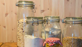Chamomile and Oat Super Soothe-Me tub